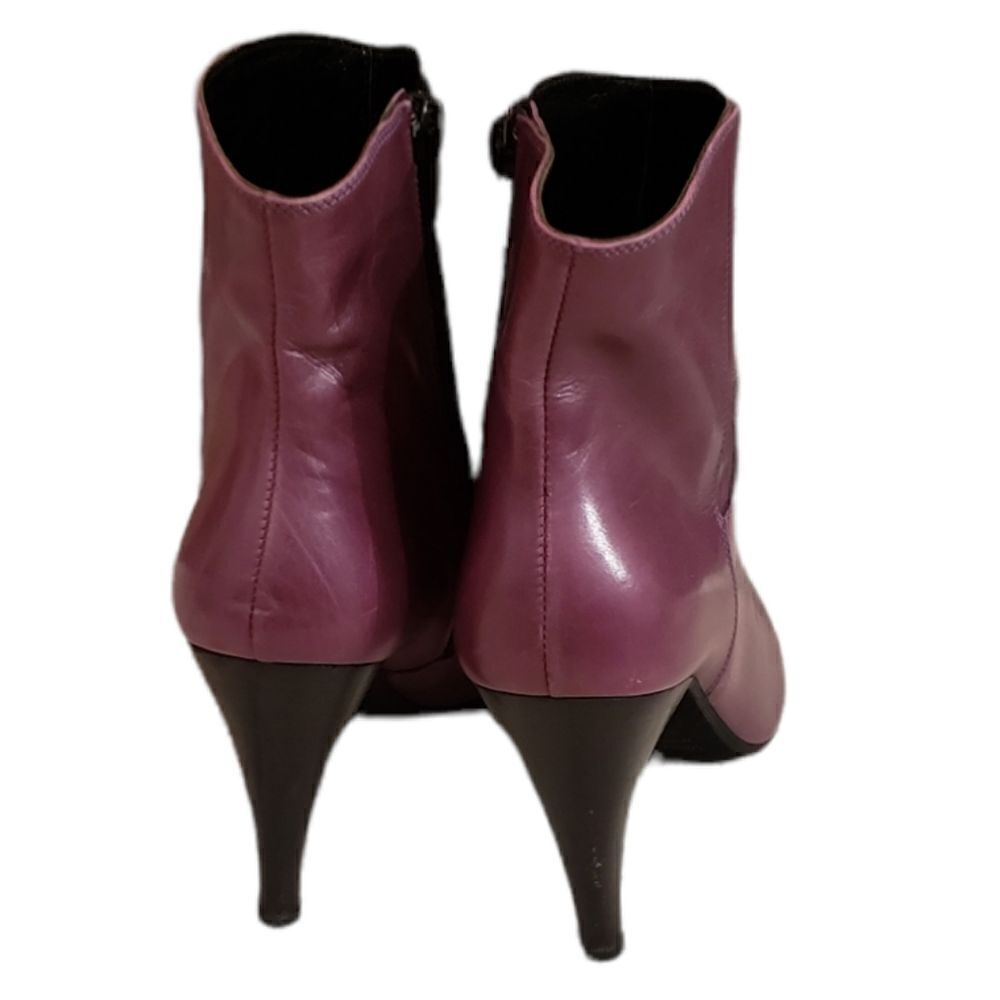 Momenti Booties - Picture 12 of 14